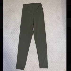 Aerie Offline Army Green Hi-Rise Leggings Size small